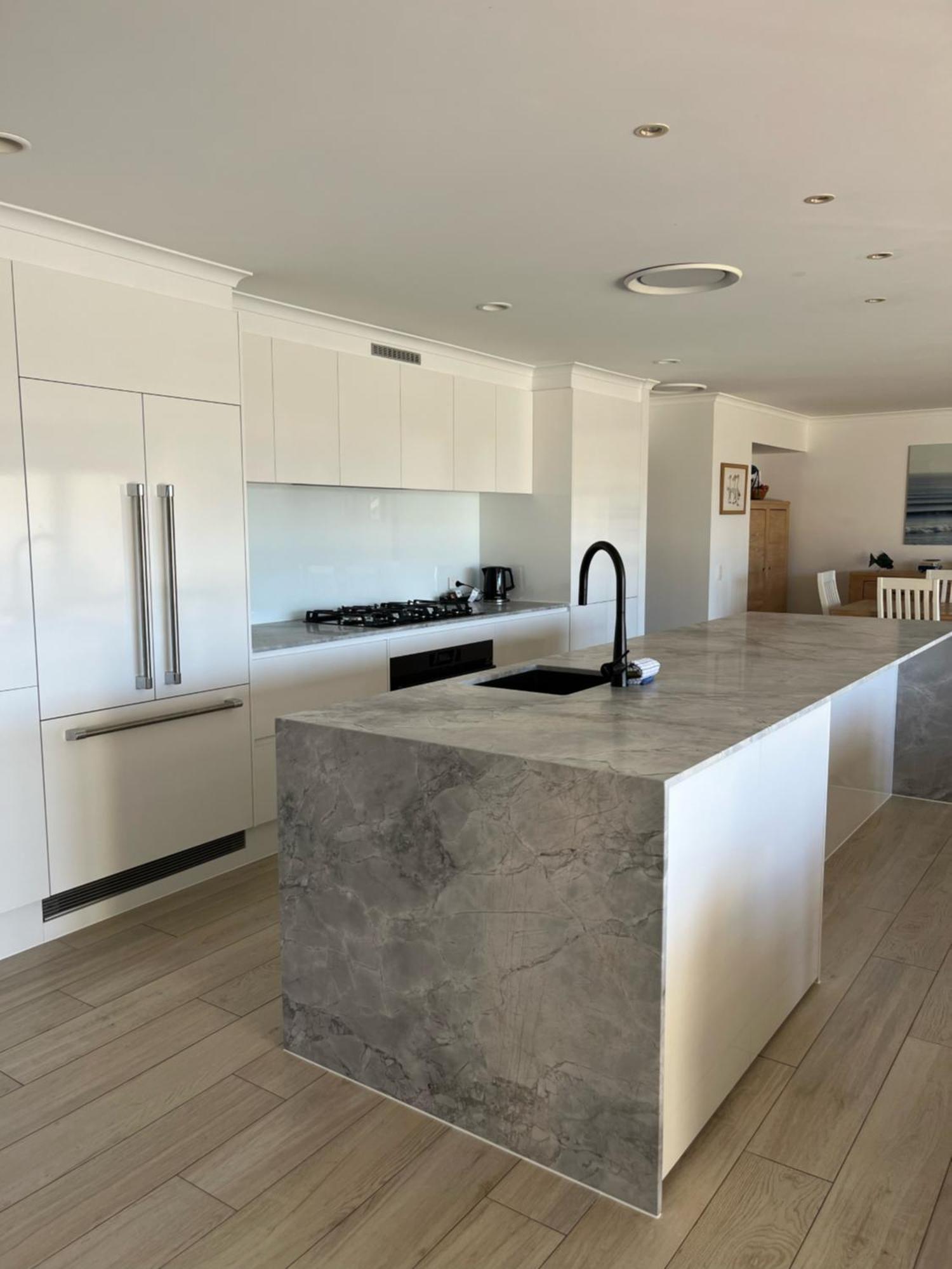 The Village Holiday Apartments At Burleigh Heads Gold Coast Exterior foto