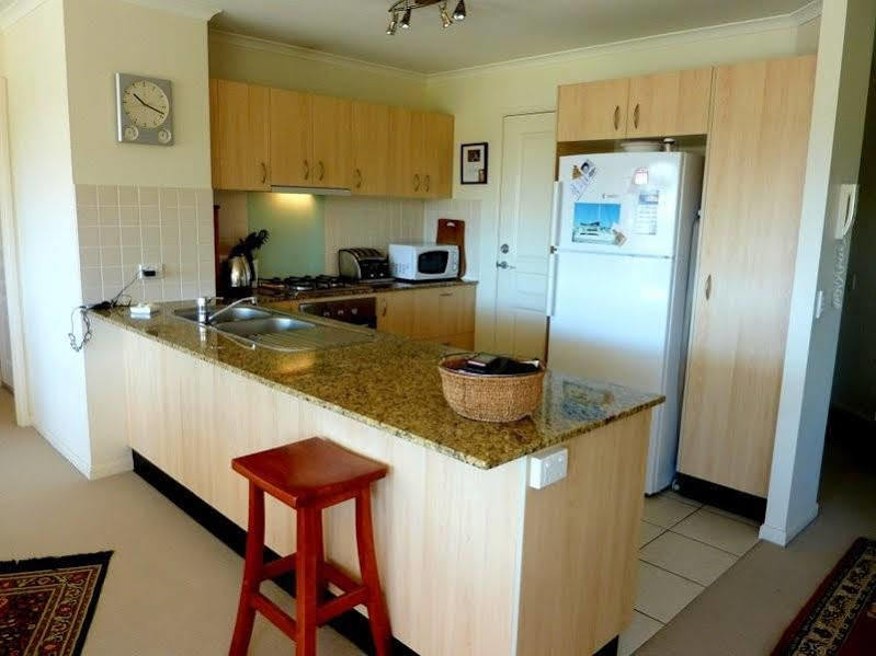 The Village Holiday Apartments At Burleigh Heads Gold Coast Exterior foto
